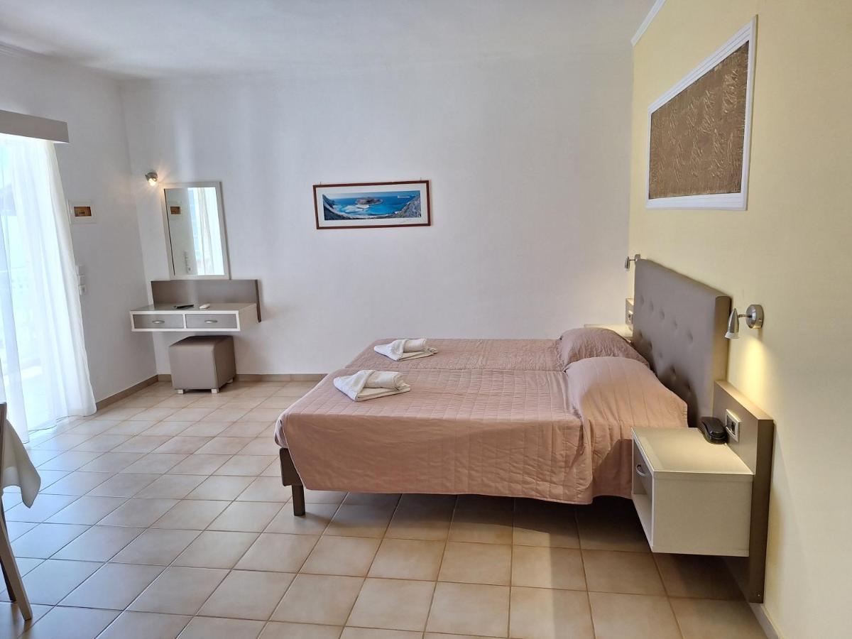 Perla Beach Ajía Marína Kültér fotó