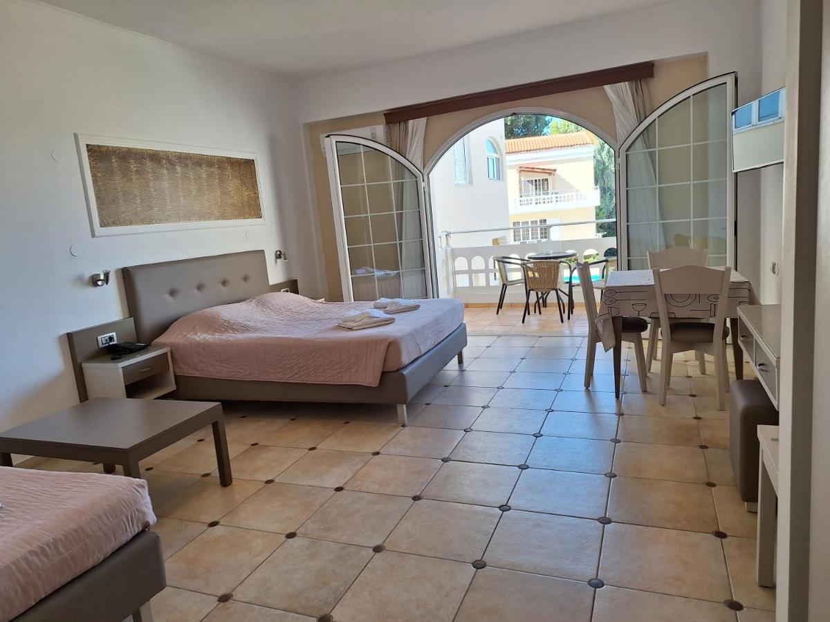 Perla Beach Ajía Marína Kültér fotó