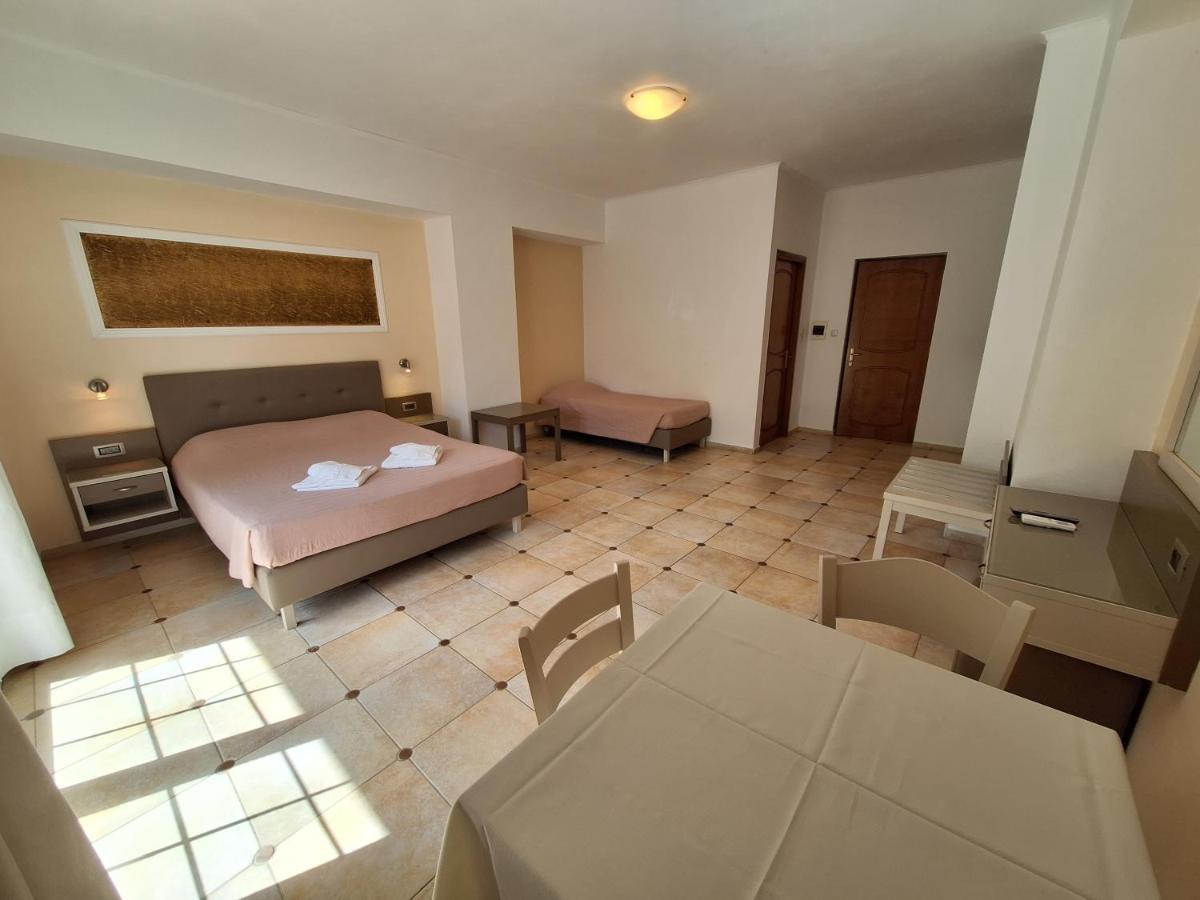 Perla Beach Ajía Marína Kültér fotó