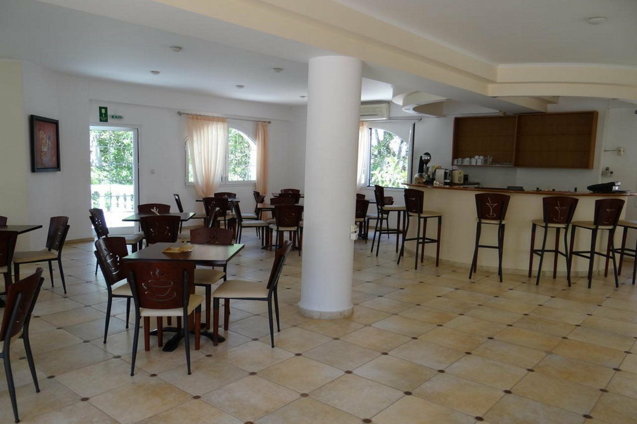 Perla Beach Ajía Marína Kültér fotó